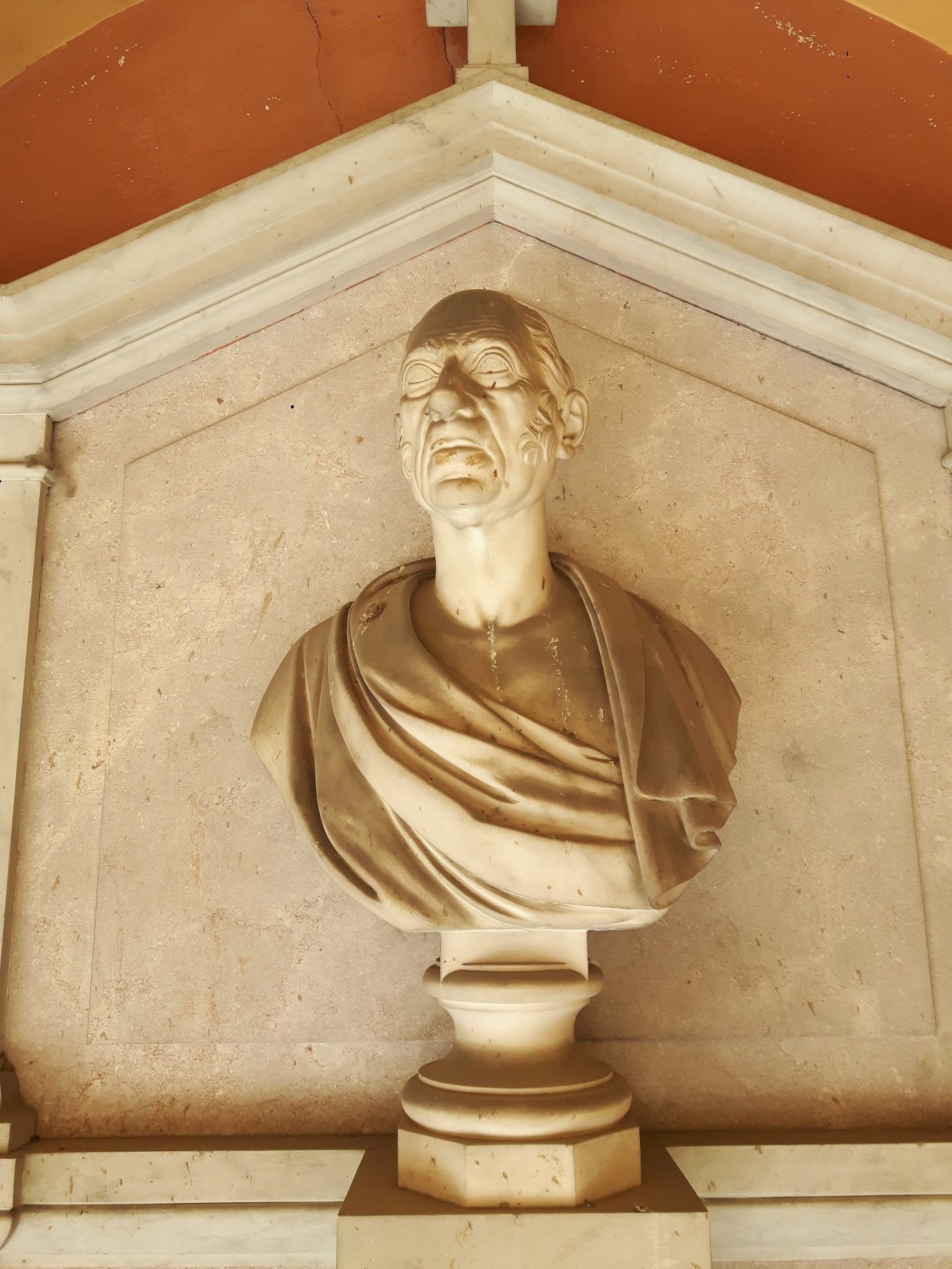 Giovan Battista Comelli's tomb, Bologna (3).jpg